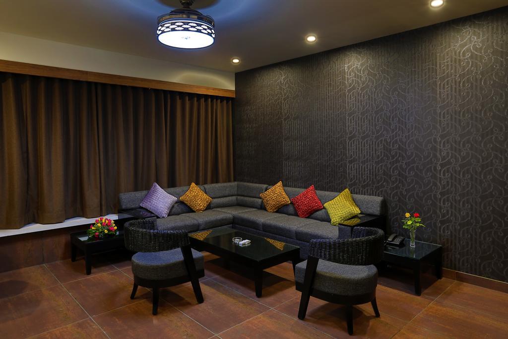 Grand Kailash Hotel Aurangábád Szoba fotó